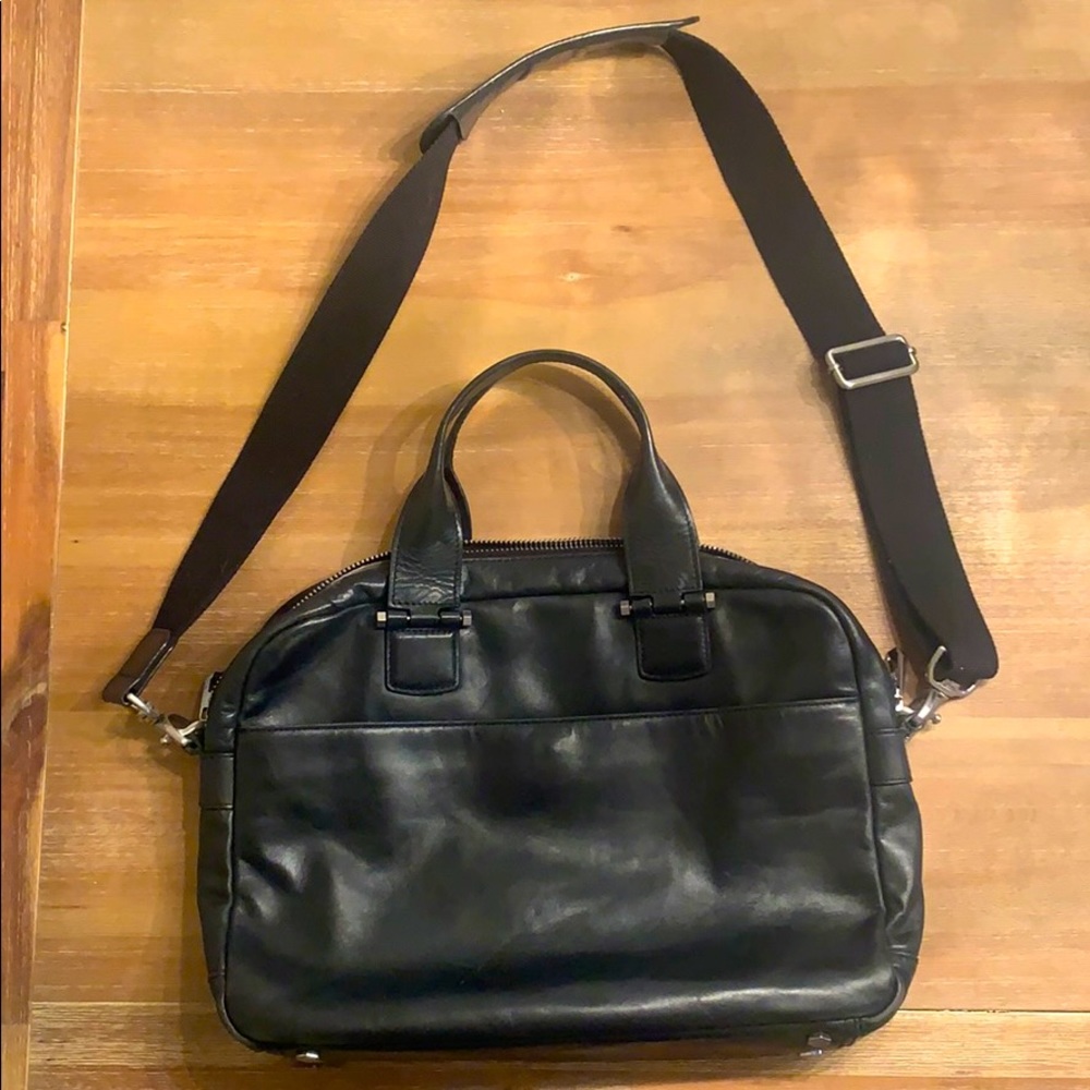 💮UGG black leather laptop bag💮
